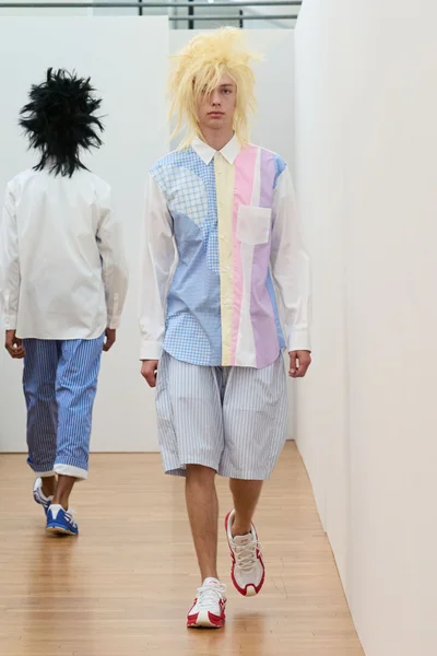 Look 40